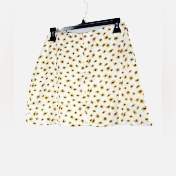 WeWoreWhat Revolve Ditsy Daisy's Floral Spring Women Size Small Mini Slip Skirt - Picture 3 of 4